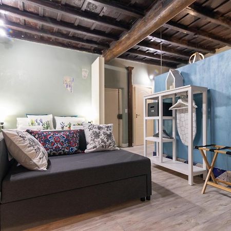 Romeathome Deluxe Suite Campo Dei Fiori Exterior foto